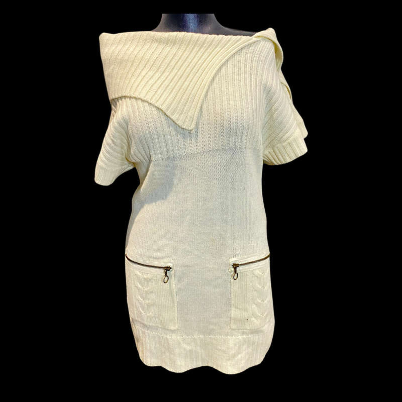 Cream top/dress Size: 10/34