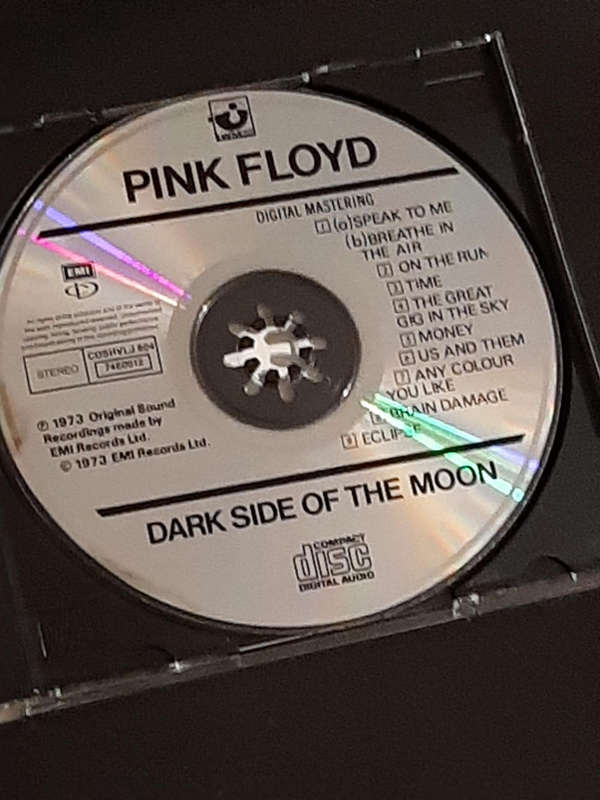 PINK FLOYD  - THE DARK SIDE OF THE MOON CD