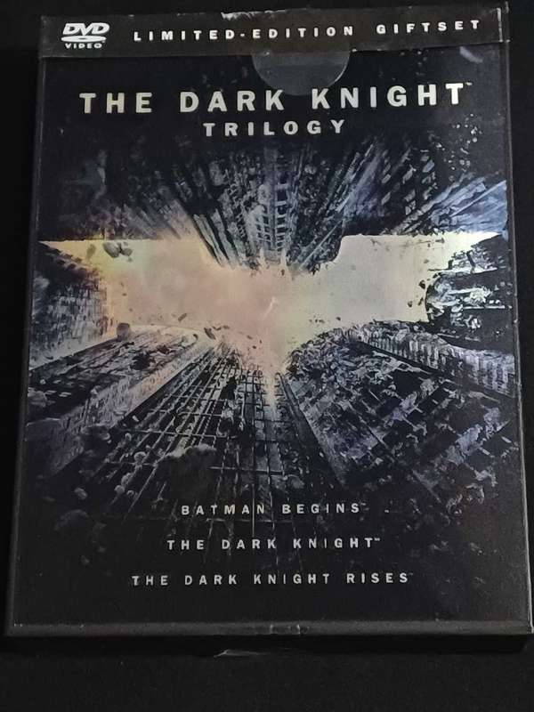 THE DARK KNIGHT TRILOGY  -  6 DVD BOX SET