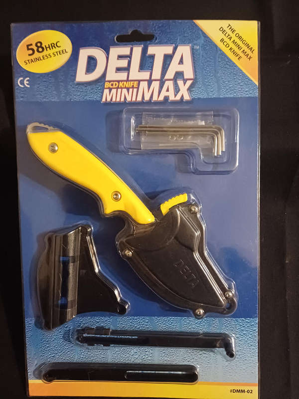 DELTA MINI MAX KNIFE