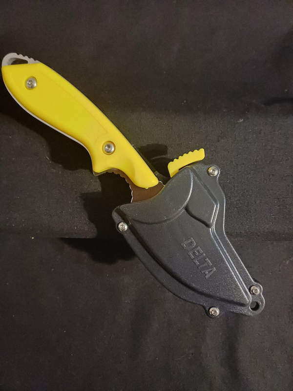 DELTA MINI MAX KNIFE
