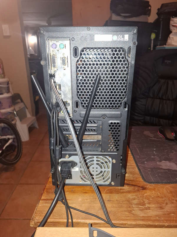 Ryzen 3pro 2200g pc