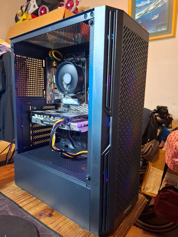 Ryzen 5 5500 gaming pc
