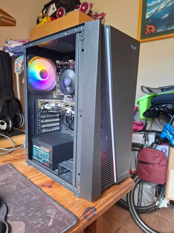 Ryzen 3 3200g gaming pc