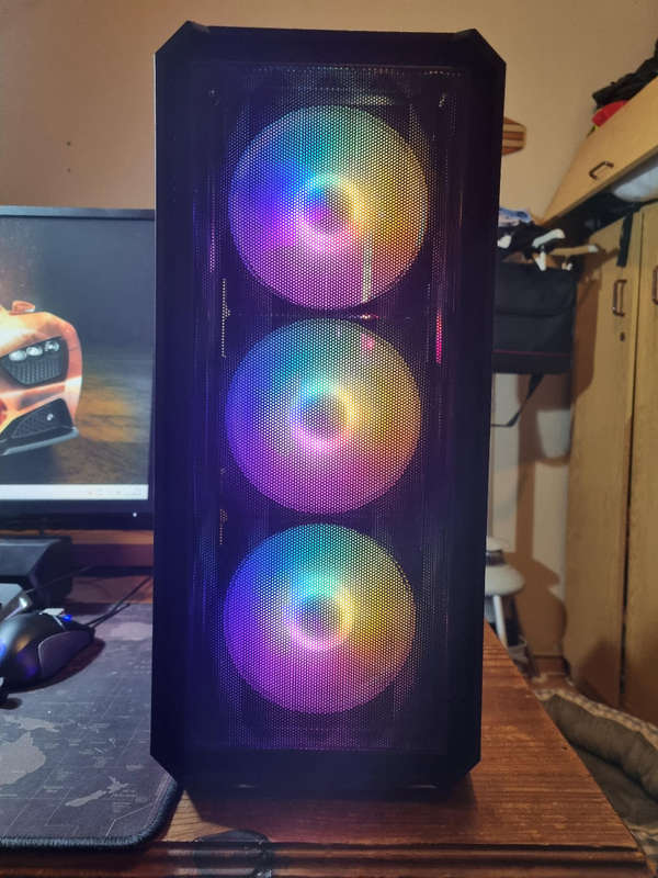 Ryzen 7 2700x gaming pc