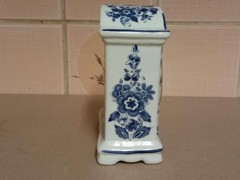 VINTAGE DELFT HOLLAND LIMITED EDITION MANTLE CLOCK