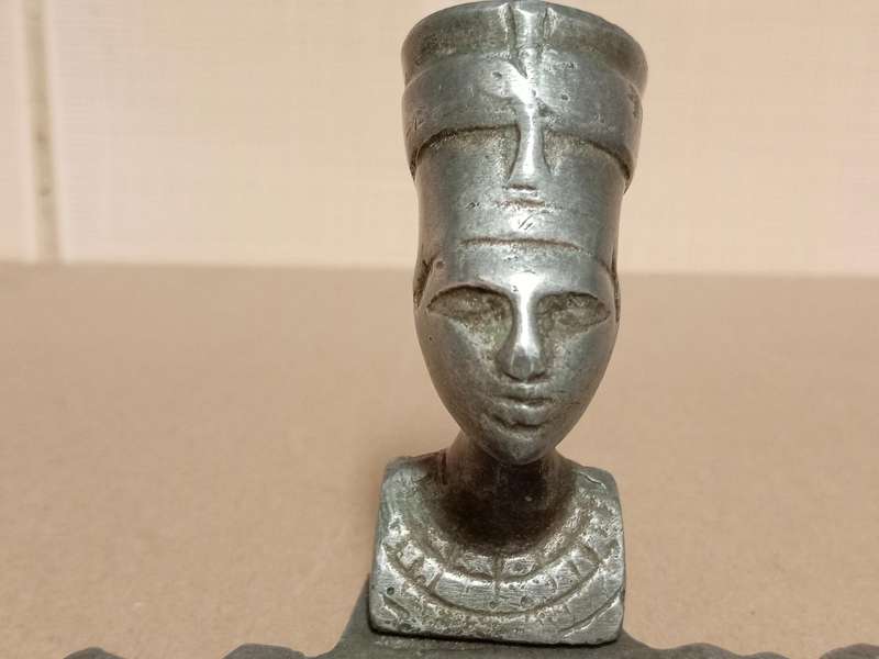 ART DECO EGYPTIAN REVIVAL PHAROAH ASHTRAY/INCENSE BURNER WITH A NEFERTITI BUST