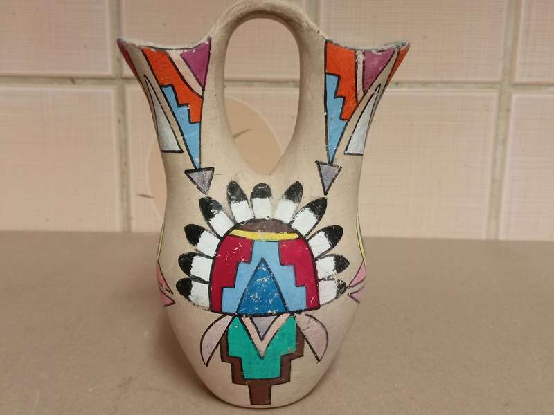 VINTAGE NATIVE AMERICAN DOUBLE SPOUTED WEDDING VASE