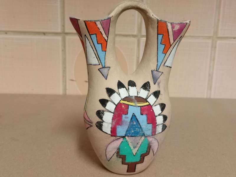 VINTAGE NATIVE AMERICAN DOUBLE SPOUTED WEDDING VASE