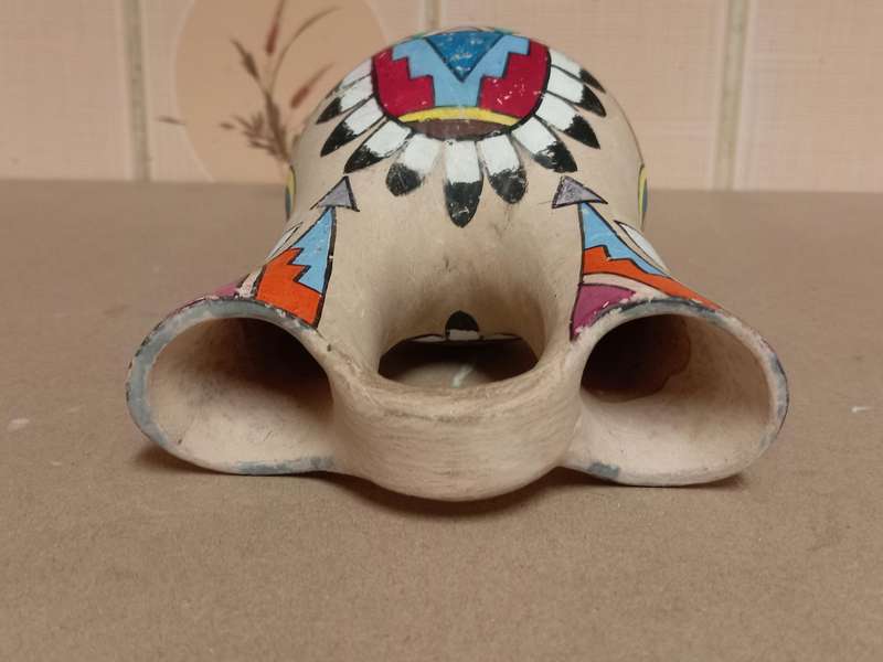 VINTAGE NATIVE AMERICAN DOUBLE SPOUTED WEDDING VASE