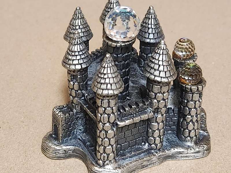 VINTAGE PEWTER AND CRYSTAL CASTLE CAMELOT FROM THE TUDOR "MYTH AND MAGIC" SERIES