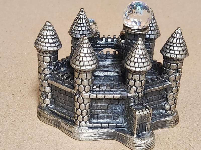 VINTAGE PEWTER AND CRYSTAL CASTLE CAMELOT FROM THE TUDOR "MYTH AND MAGIC" SERIES