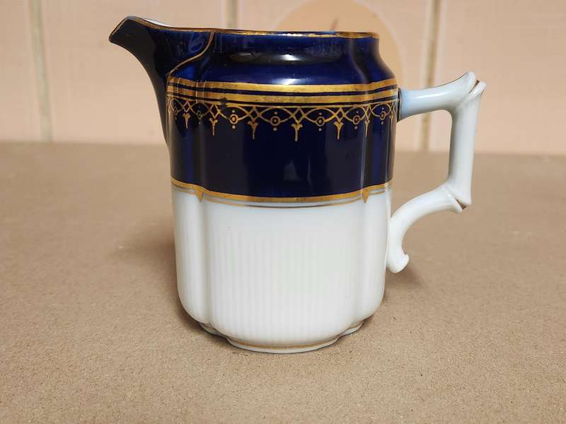 LATE 19th CENTURY ERNST WAHLISS VIENNESE ART NOUVEAU PITCHER