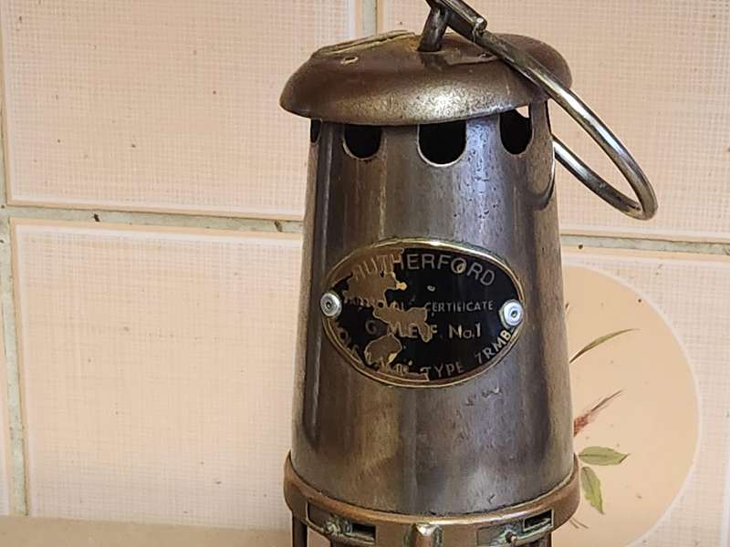 VINTAGE RUTHERFORD G MEF NO 1 WOLF TYPE MINERS LAMP