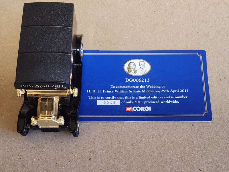 24 CT GOLD PLATED DIE CAST SOUVENIR TO COMMEMORATE THE WEDDING OF PRINCE WILLIAM AND KATE