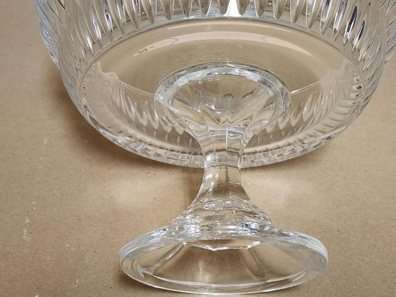 Bohemia Crystalite Czechoslovakia Pedestal Bowl/Centrepiece