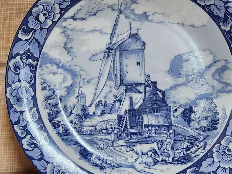 Vintage Delft Holland Plate from the Oude Molen Fabriek, Special Limited Edition