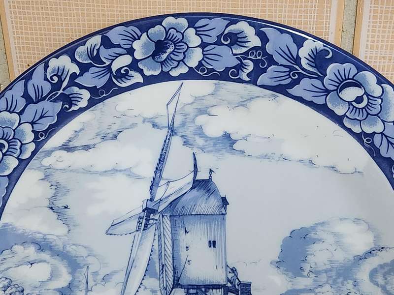 Vintage Delft Holland Plate from the Oude Molen Fabriek, Special Limited Edition