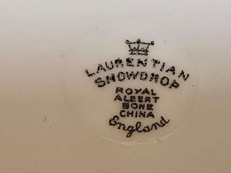 Vintage Royal Albert Bone China 1940s Laurentian Snowdrop Pair of Sideplates