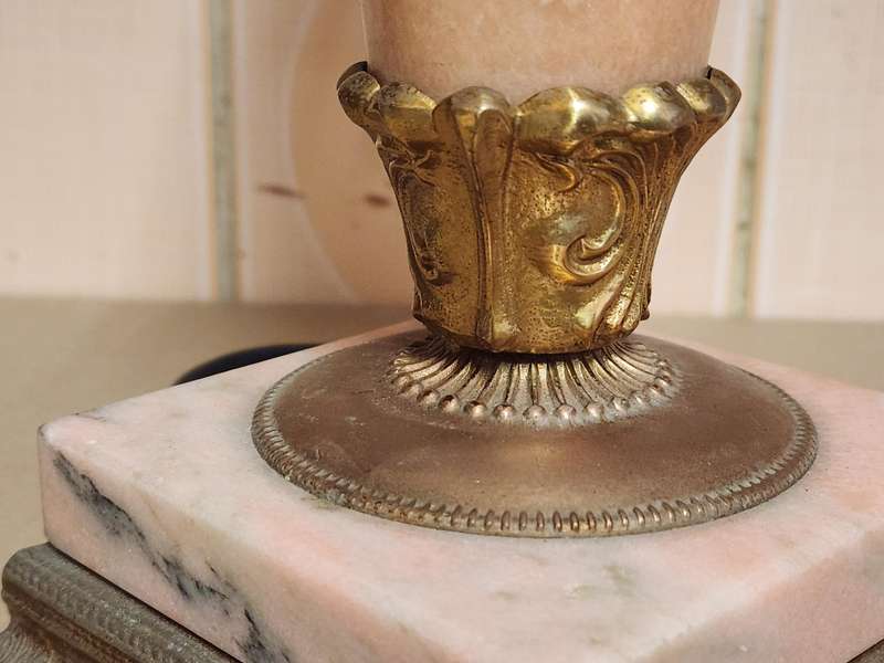 Mid-century Onyx Marble and Brass Footed Lamp - 1 of 2
