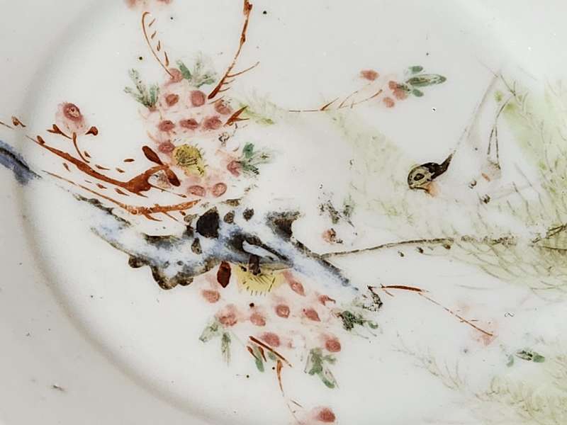 ANTIQUE PAIR OF JAPANESE KUTANI SMALL PLATES