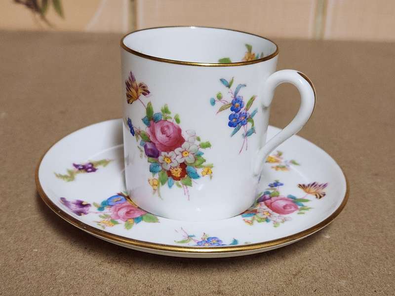 STUNNING SPODE COPELANDS CHINA CREAMER AND ONE DEMITASSE CUP AND SAUCER