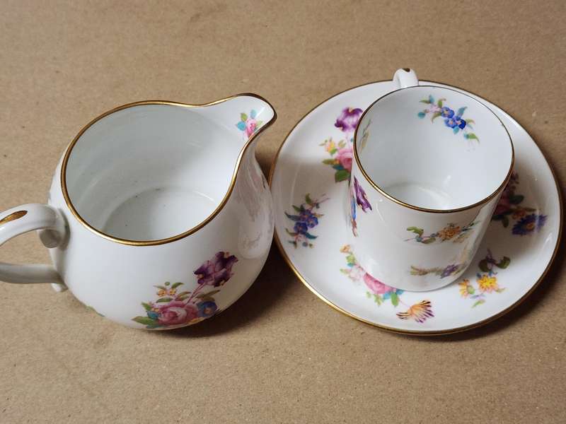 STUNNING SPODE COPELANDS CHINA CREAMER AND ONE DEMITASSE CUP AND SAUCER
