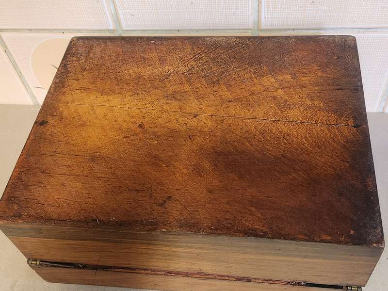 ANTIQUE VICTORIAN WRITING SLOPE BOX