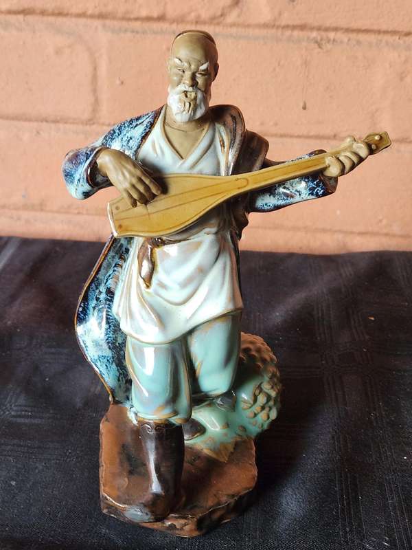 VINTAGE CHINESE SHIWAN MUDMAN FIGURINE