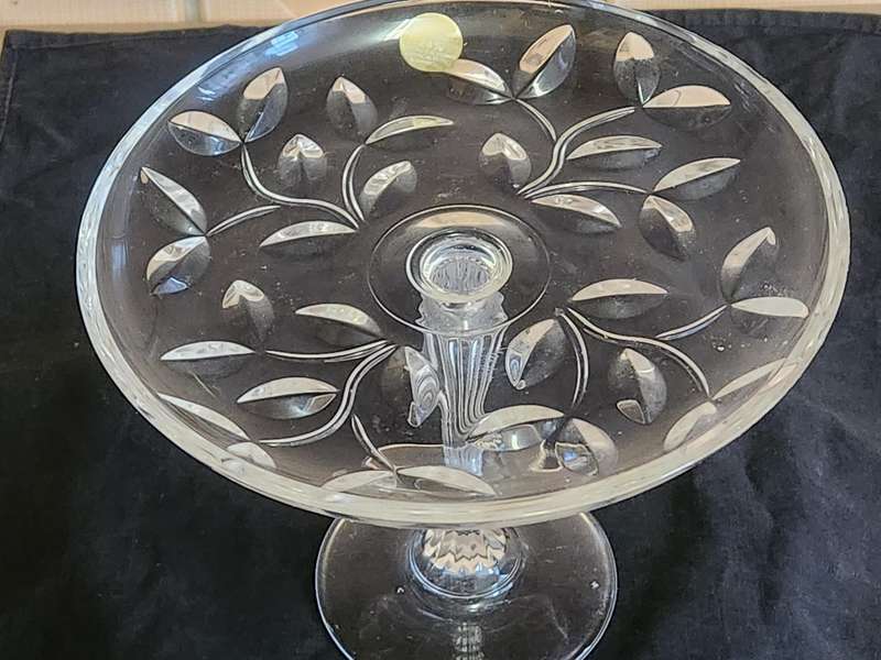 ROYAL CRYSTAL ROCK ITALY PEDESTAL DISH