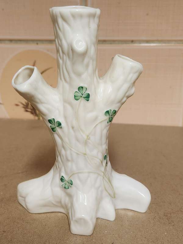 BELLEEK SHAMROCK TREE TRUNK PORCELAIN VASE, MADE IN IRELAND