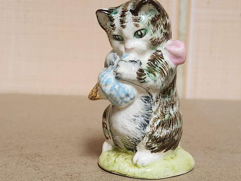 BEATRIX POTTER'S MISS MOPPET FIGURINE BY BESWICK