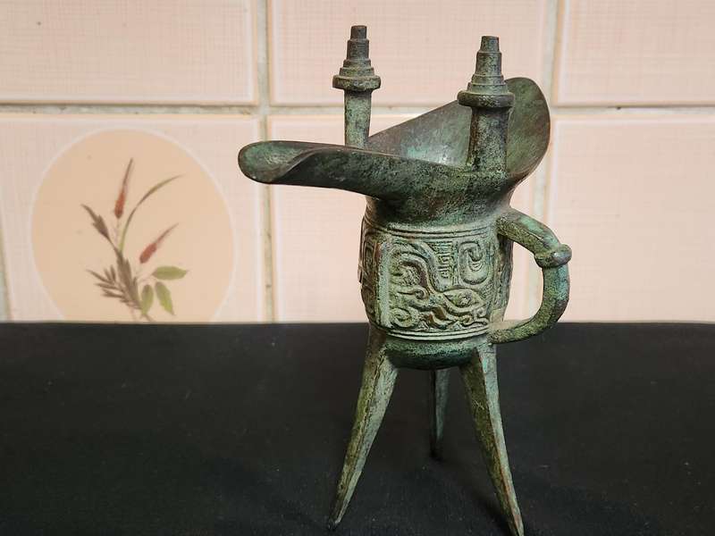 Antique Chinese Bronze Jue Tripod Wine Vessel