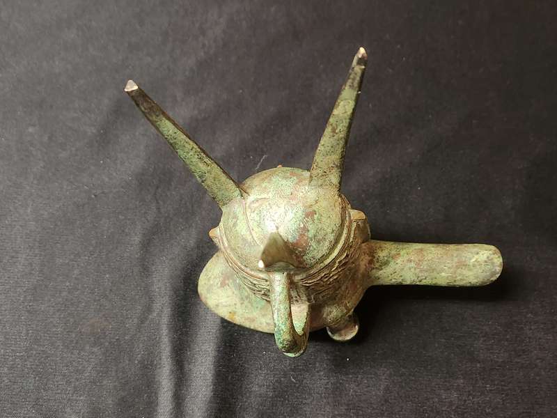 Antique Chinese Bronze Jue Tripod Wine Vessel