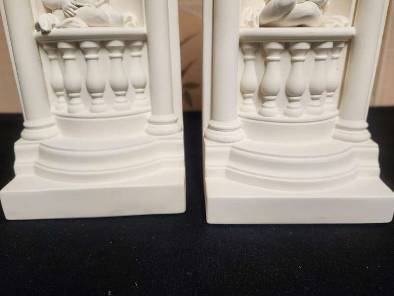 STUNNING RECONSTITUTED STONE CHERUB BOOKENDS