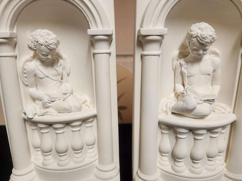 STUNNING RECONSTITUTED STONE CHERUB BOOKENDS