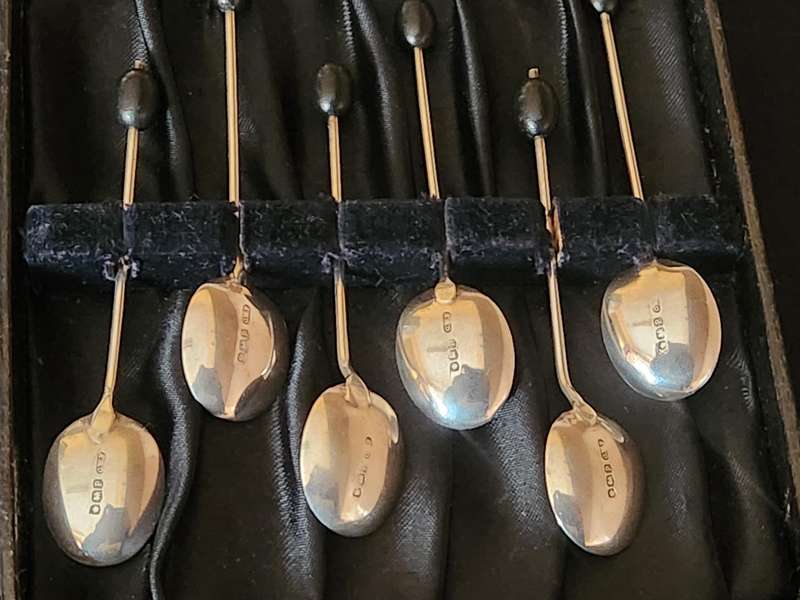 ANTIQUE LONDON SILVER COFFEE SPOON SET