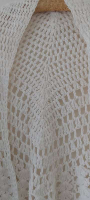 Vintage Beige/Cream Crochet Shawl With Tassels