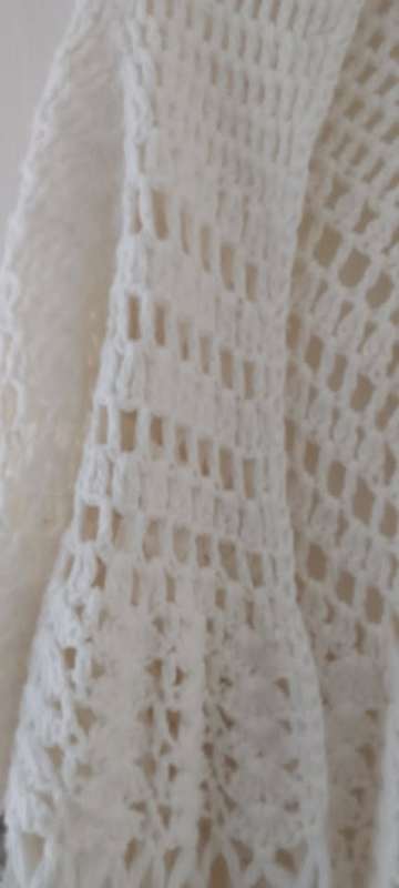 Vintage Beige/Cream Crochet Shawl With Tassels