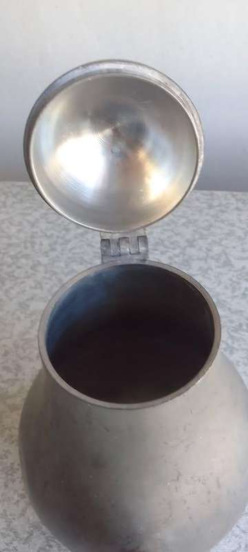 Hans Klein Den Haag Pewter Coffee/ Tea Pot