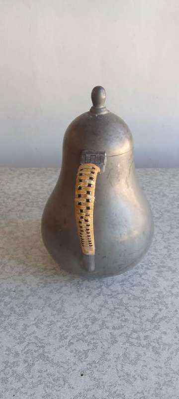 Hans Klein Den Haag Pewter Coffee/ Tea Pot