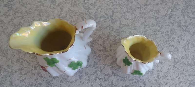 2 x Kingsway Jugs