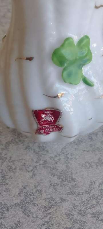 2 x Kingsway Jugs