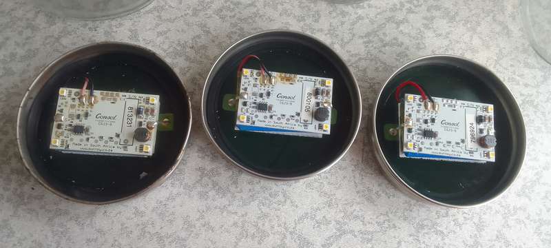 3 x SOLAR  CONSOL JAR LIGHT