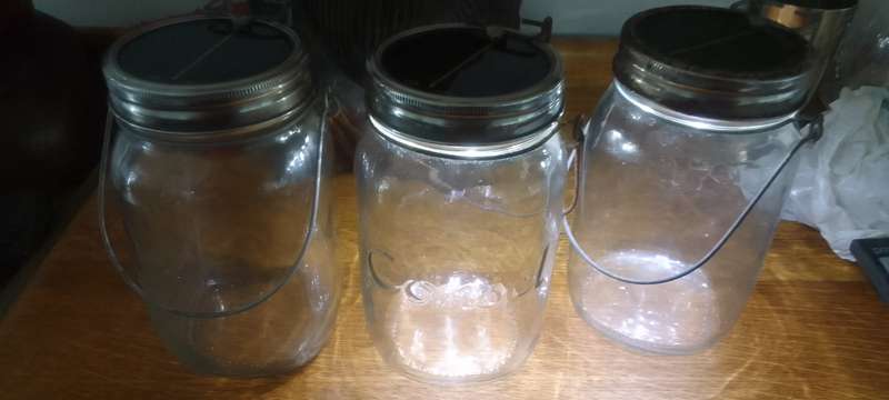3 x SOLAR  CONSOL JAR LIGHT