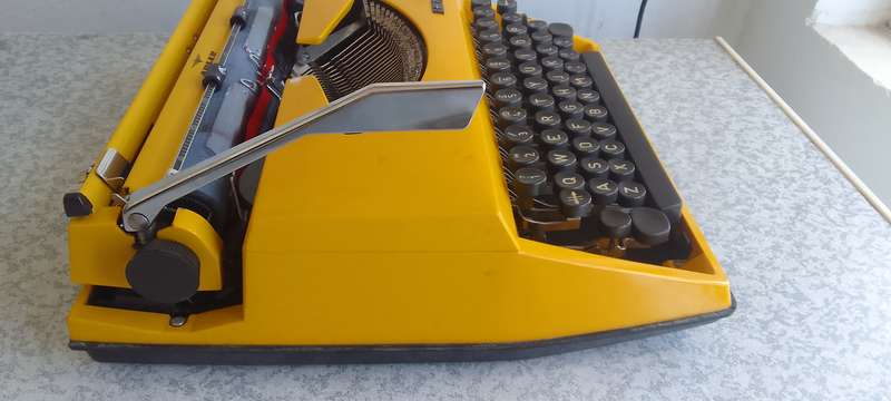Yellow Adler Tippa Typewriter Made In Holland