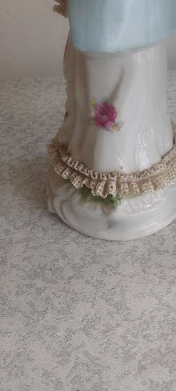 Large  Victorian Couple  Figurines - 30 and 33cm In Height
