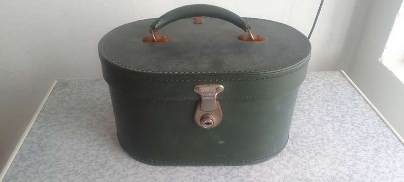 Vintage Cheney England Vanity Case
