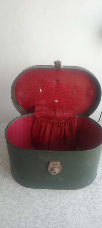 Vintage Cheney England Vanity Case