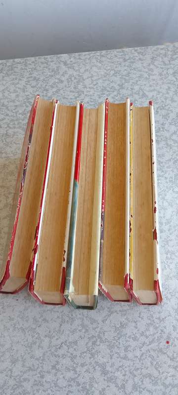 A Collection Of William Books - Richmal Crompton